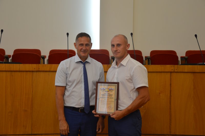 Это изображение имеет пустой атрибут alt; его имя файла - nagrazhdenie13.jpg